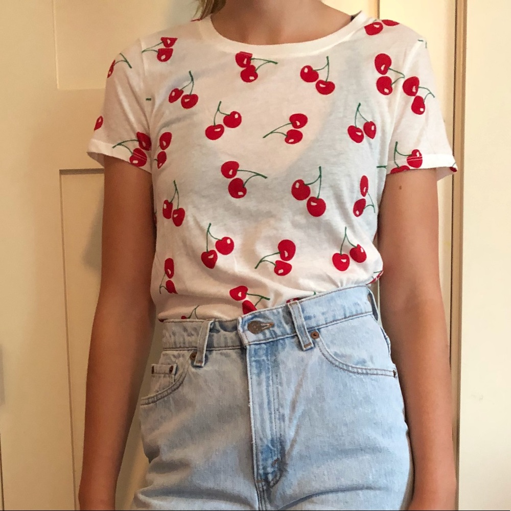 Cherry t-shirt